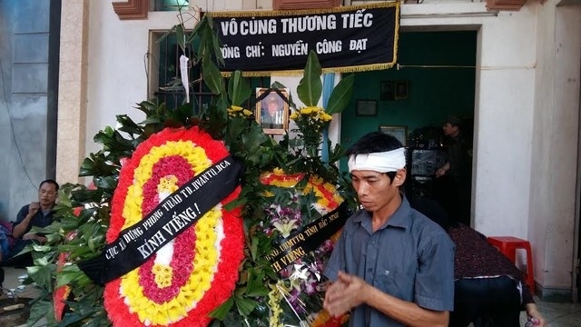 Mot cong an xa bi tan cong, hy sinh khi lam nhiem vu hinh anh