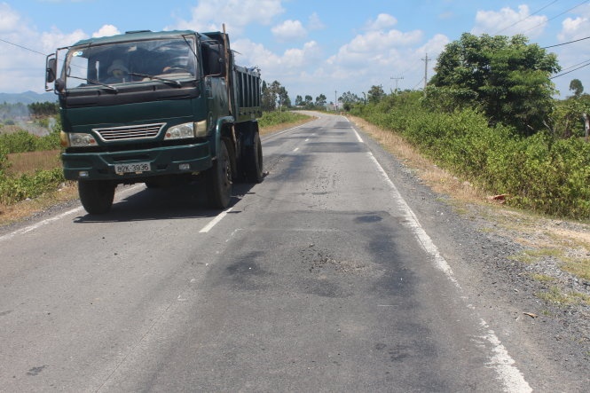 Duong hang ngan ty moi lam xong da tan nat hinh anh