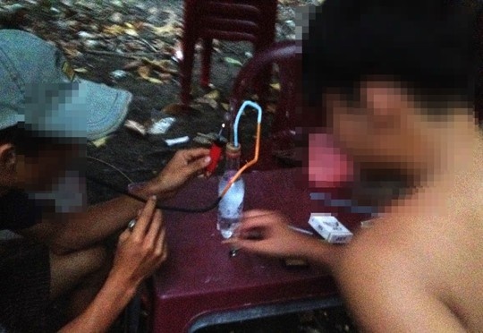 Tai xe 'choi' ma tuy hinh anh