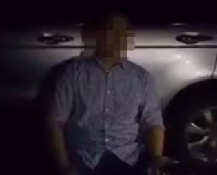 Co su nham lan trong viec Vu truong bi to ngoai tinh hinh anh