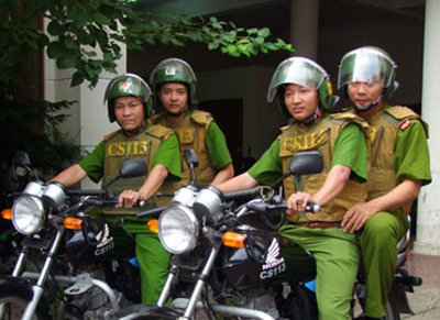 Vi sao han che CS 113 xu phat vi pham giao thong? hinh anh