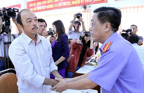 Ông Trương Bá Nhàn, người được VKSND TP HCM tổ chức xin lỗi và bồi thường oan gần 296 triệu đồng hồi tháng 8/2015.