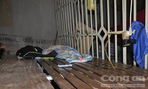 Hiện trường vụ việc nơi cháu bé bị điện giật chết.