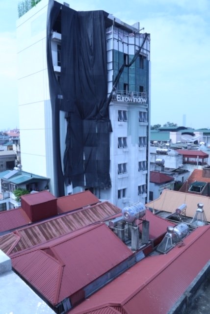 Theo quyết định của UBND quận Hoàn Kiếm, nhà xây trái phép phải phá dỡ 3 tầng.