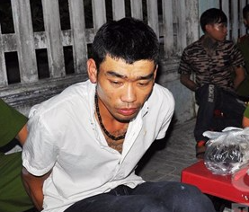 Bao ve dan pho di phan phoi ma tuy da cho vu truong hinh anh