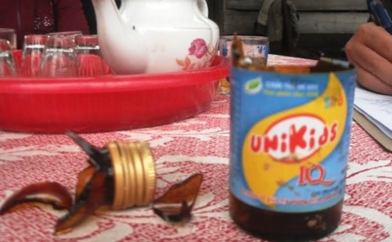 Be gai 4 tuoi tu vong sau khi uong thuoc siro hinh anh