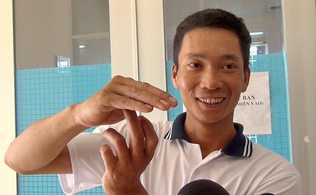 Thuyen vien thoat chet ke lai 15 gio chien dau voi tu than hinh anh