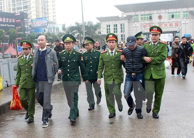 Trung Quoc va Viet Nam phoi hop thu giu gan 1,8 tan ma tuy hinh anh