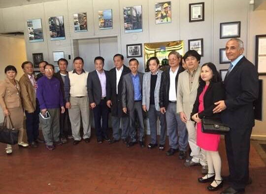 Lach luat cho can bo du lich nuoc ngoai bang tien ngan sach? hinh anh