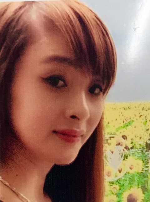 Bà chủ hụi xinh đẹp.