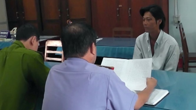 Dam chet ban nhau vi khong chiu 'boa' cho tiep vien hinh anh