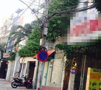 Cho ban tinh dong tinh ngu say, om tai san bo tron hinh anh