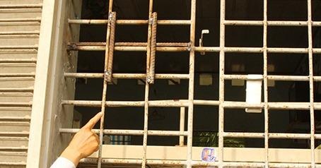 12 nguoi nghien cua song cat bo tron trong dem hinh anh