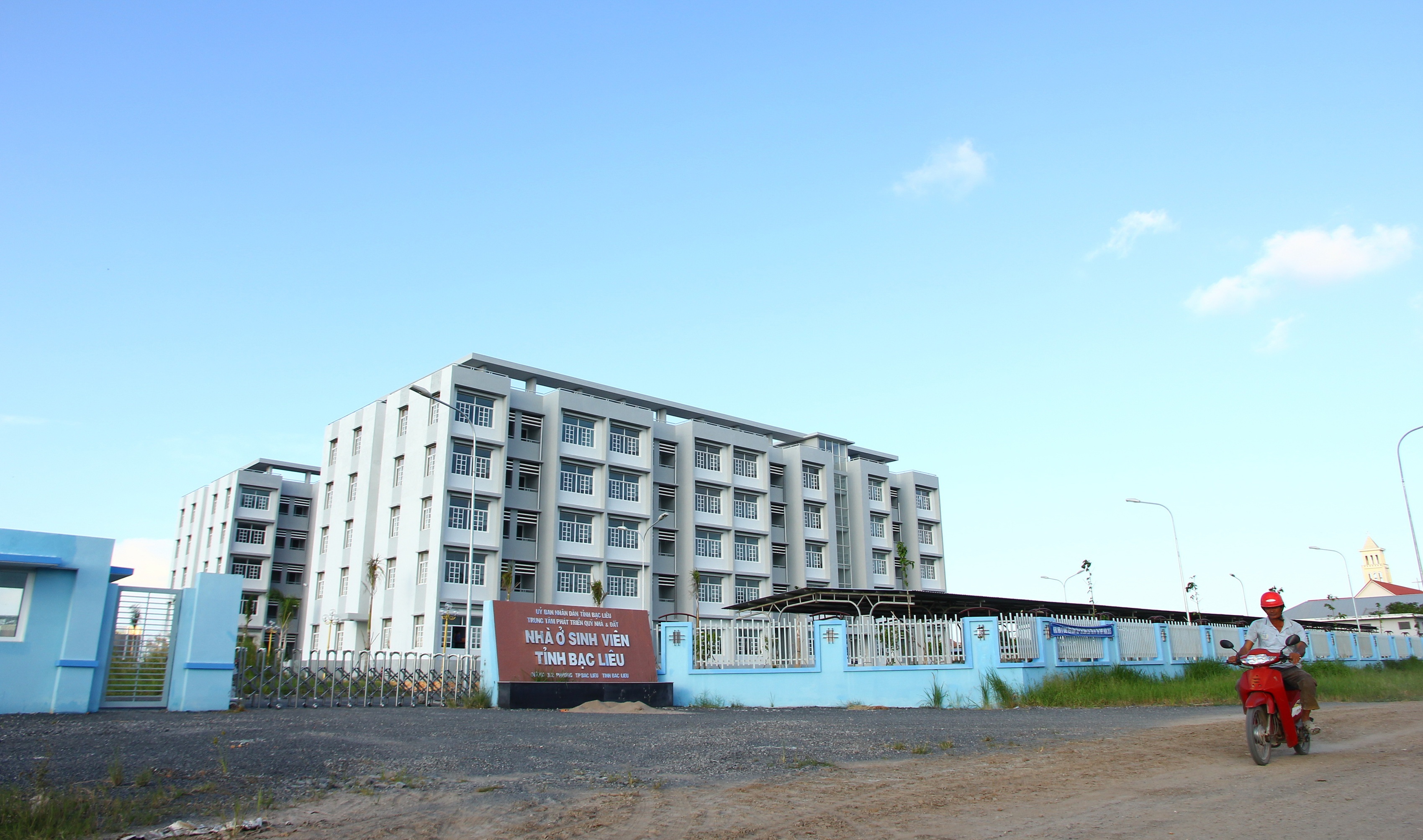 Ký túc xá sinh viên ở tỉnh Bạc Liêu không có ai ở.