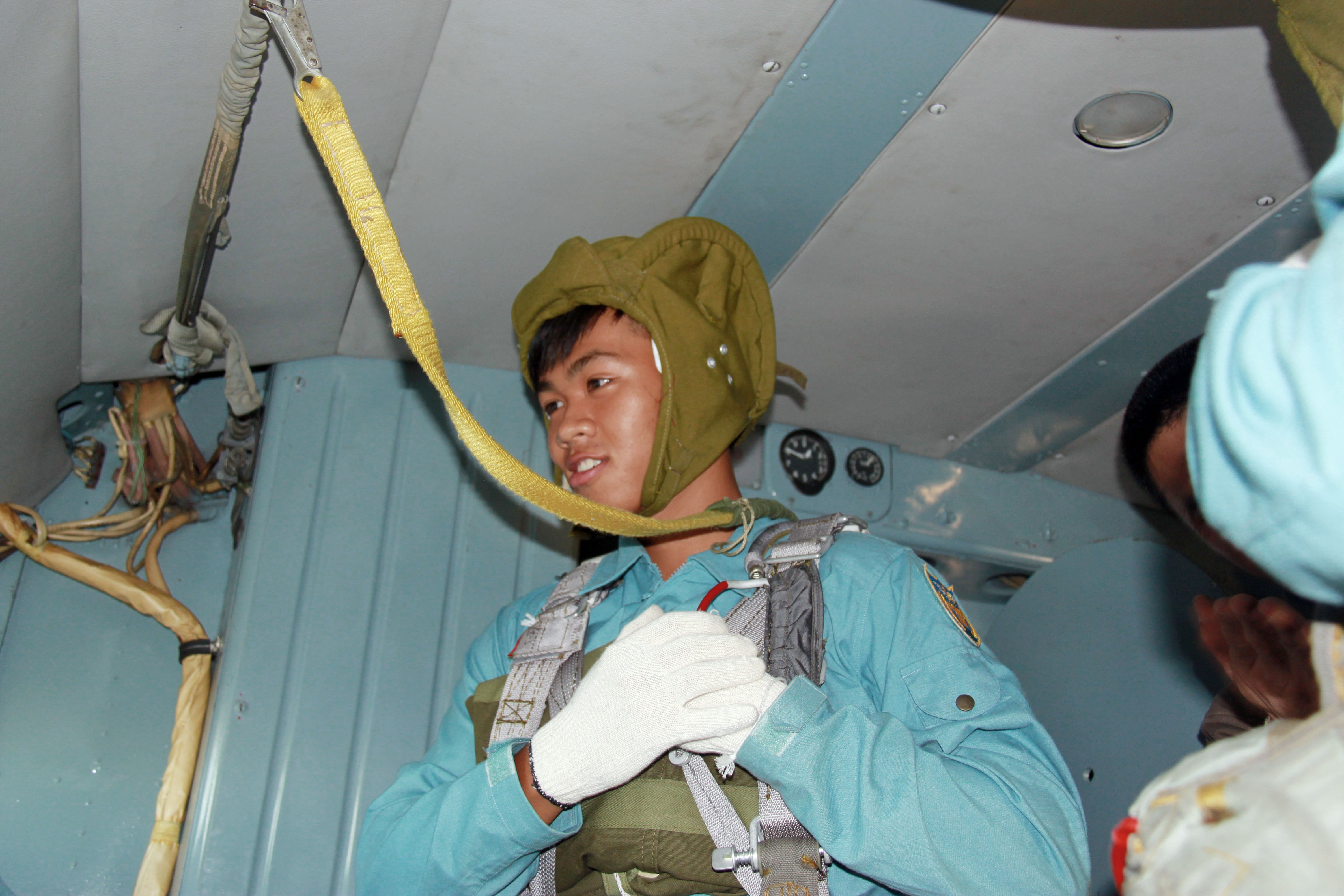 Ban linh si quan khong quan hinh anh