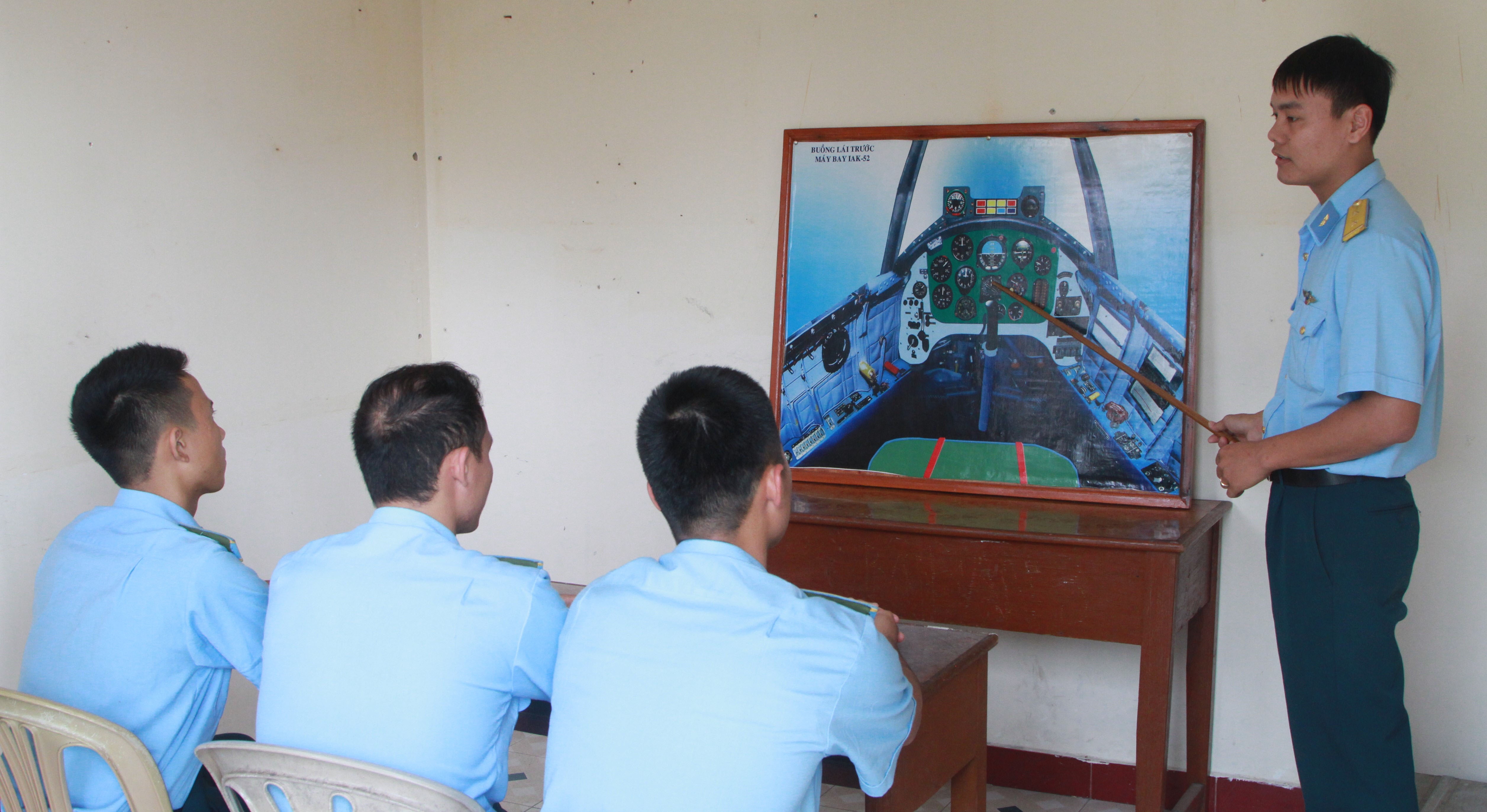 Bài học cơ bản về cấu tạo buồng lái máy bay.