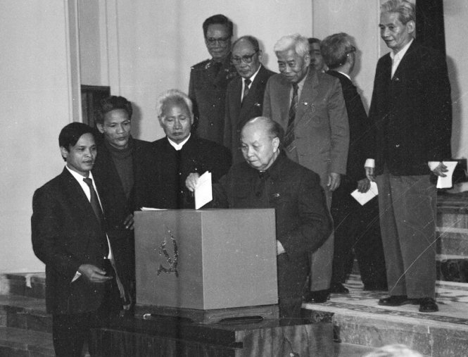 Dai hoi VI: Cau chuyen nhan su dai hoi Dang hinh anh