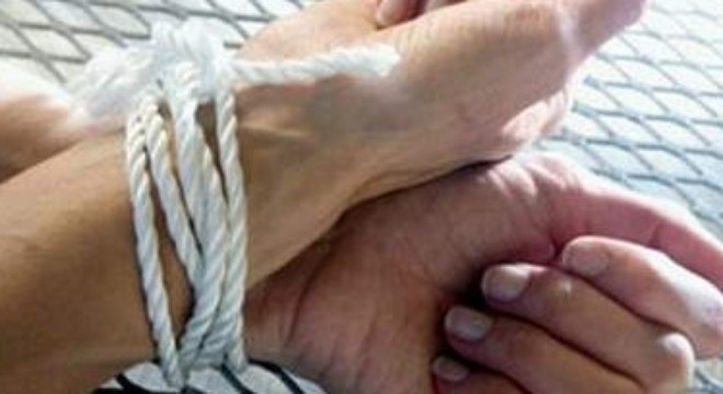 Thanh nien di an trom roi tu vong khi dang bi troi hinh anh