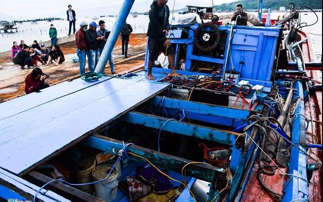 Tau ca bi Trung Quoc dam chim chuan bi ra Hoang Sa hinh anh