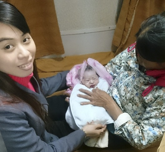 Them mot ca do de thanh cong tren tau SE4 hinh anh