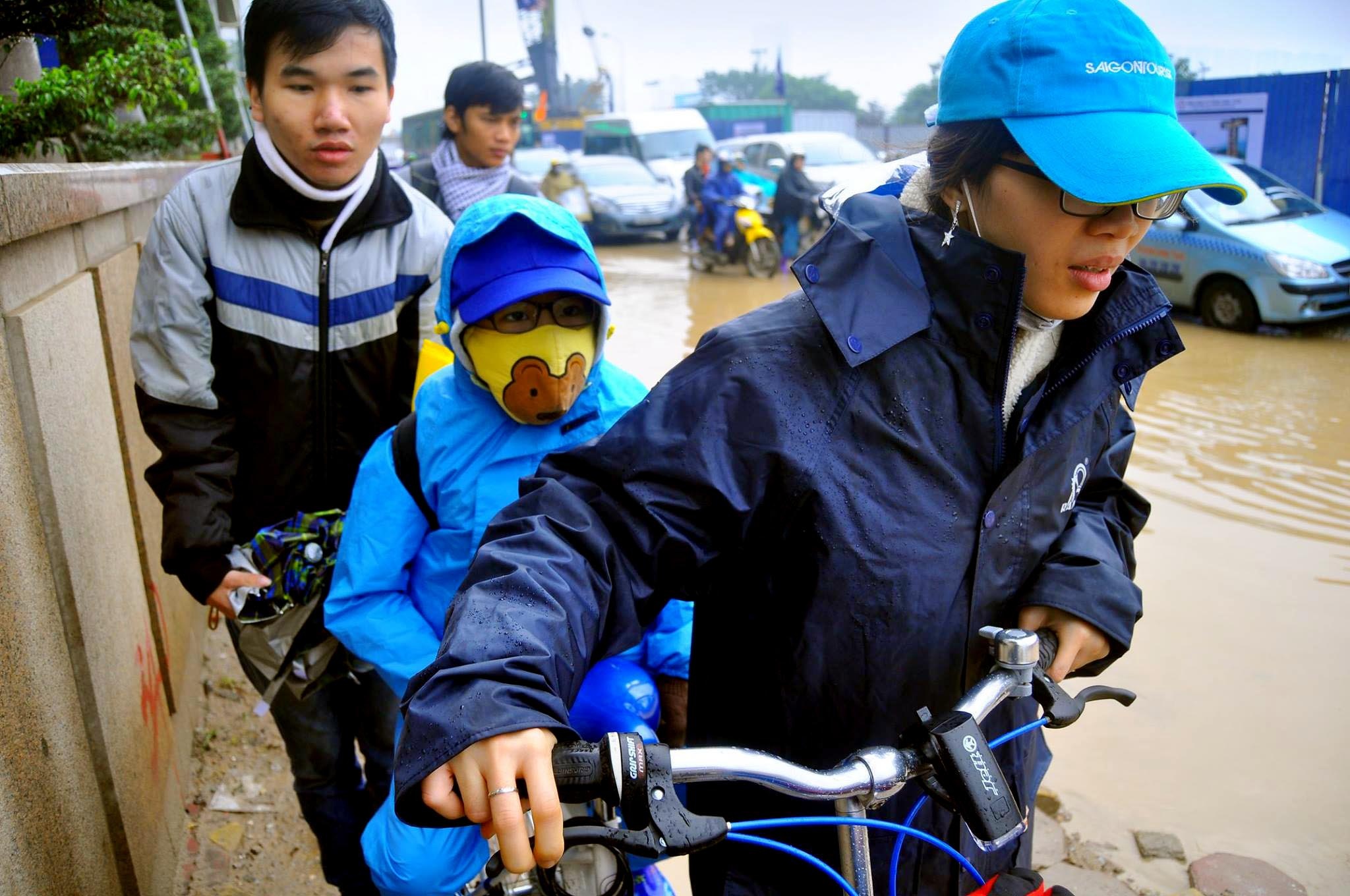 Ha Noi un tac hon 3 gio trong mua ret hinh anh