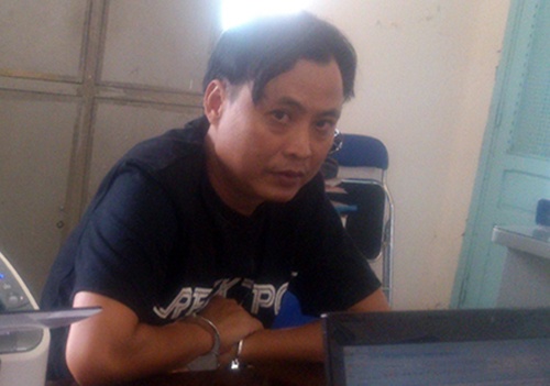 Gia danh nguoi quen lanh dao Bo Cong an de lua dao hinh anh