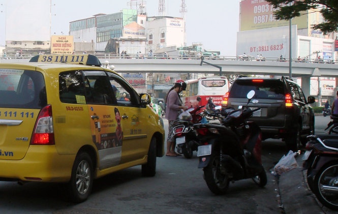 Dan nhan tin Bi thu Dinh La Thang, hieu qua lap tuc hinh anh