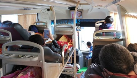 Hanh khach bi nhoi nhet vi doanh nghiep, ben xe lo quy dinh hinh anh