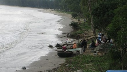 Bien sap 'nuot' nha, dan tu choi tien ho tro hinh anh