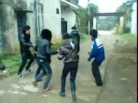 Suyt hai chet ban vi choc gheo nguoi khac hinh anh