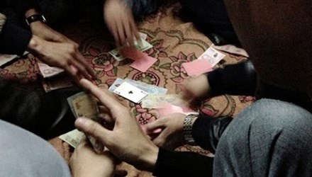 Ngan danh bac, cong an xa va truong thon bi danh hoi dong hinh anh