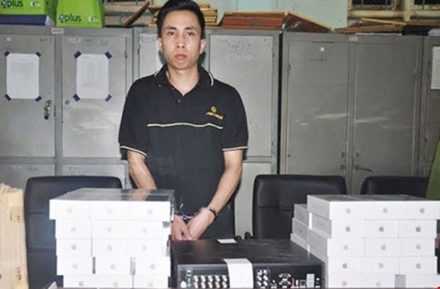 Thiếu gia trộm iPhone ảnh 1 Thieu gia trom iPhone anh 1