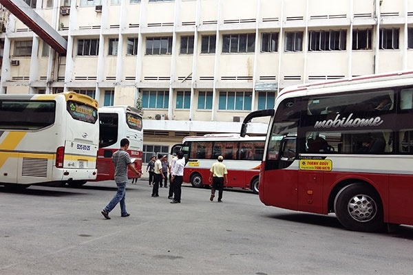 Xe Thành Bưởi lập bến cóc ảnh 2 Xe Thanh Buoi lap ben coc anh 2