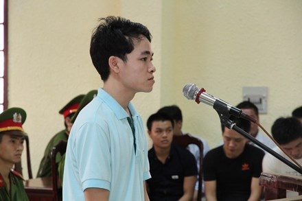 Sat nhan Ho Chi Bao rut don khang cao, chap nhan an tu hinh anh