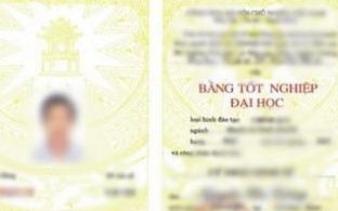 Truong BTC Thanh uy Vi Thanh xai bang cua ban hinh anh