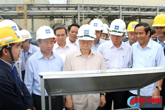 Tong bi thu kiem tra san xuat Formosa anh 2