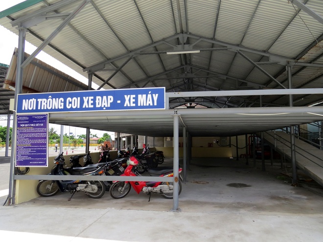 Nhan vien giu xe san bay Noi Bai bi phat 22,5 trieu dong hinh anh