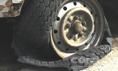 no sung chan xe go lau anh 1