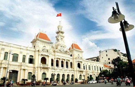 Gan 60 ty dong nang cap tru so UBND va HDND TP HCM hinh anh