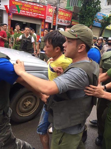 Bắn phó công an phường ảnh 2 Ban pho cong an phuong anh 2