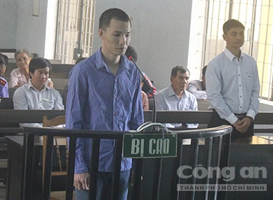 nhân viên ngân hàng ăn bớt tiền ảnh 1 nhan vien ngan hang an bot tien anh 1
