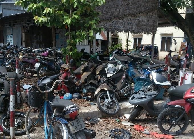 Ban xe may tang vat, thuong si bi tuoc danh hieu CAND hinh anh