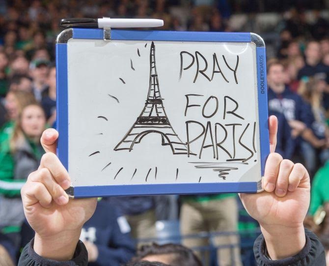 Euro, nuoc Phap, Paris va tieng bom hinh anh