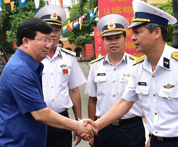 Pho thu tuong: Tap trung cuu, tim nguoi mat tich hinh anh