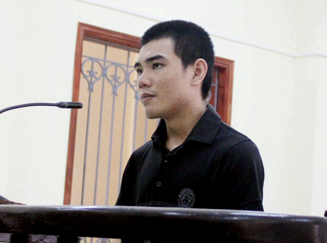 Ke tham sat 4 nguoi trong gia dinh rut don, chap nhan an tu hinh anh