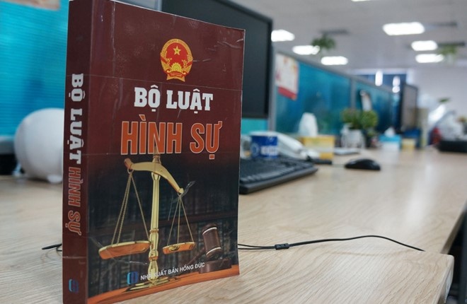 Lui hieu luc thi hanh Bo luat Hinh su hinh anh