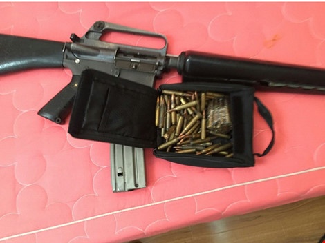 Bắt giang hồ đất cảng giấu ma túy đá ảnh 2 Bat giang ho dat cang giau ma tuy da anh 2