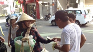 Clip du khach Trung Quoc hanh xu vo van hoa hinh anh