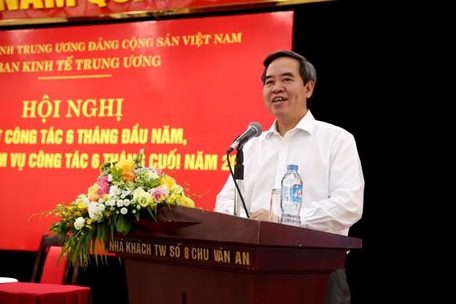 Ban Kinh te Trung uong anh 1