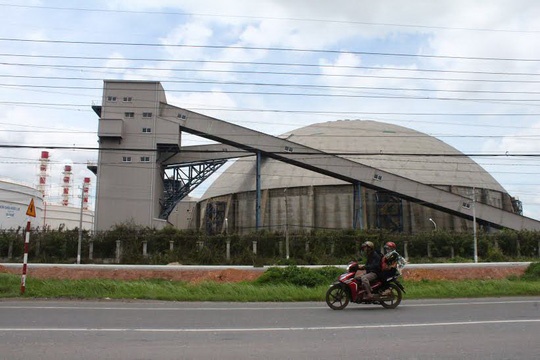 Bat 2 xe tai cho chat thai nguy hai cua Formosa o Dong Nai hinh anh